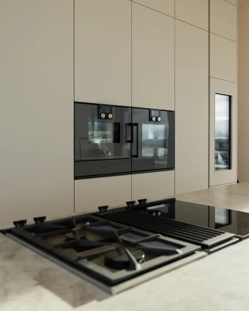 WEKUMAT – Referenzküche Reduziertes Design mit Weitblick Loft Frankfurt